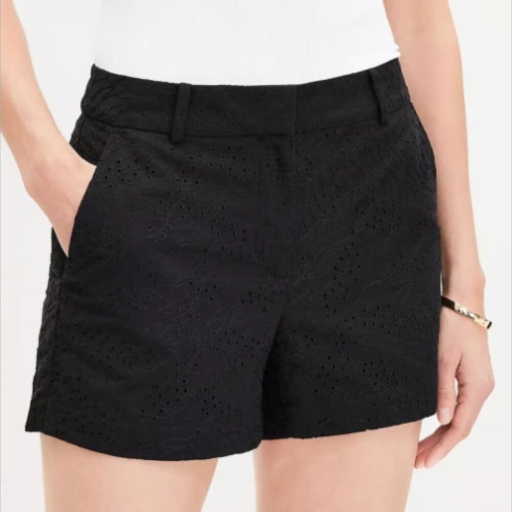 LOFT Riviera Black Eyelet Embroidered Shorts Preppy Chic Size 4